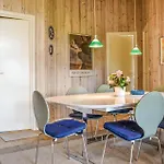 Semesterbostad Four-bedroom In *