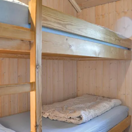 Four-bedroom In * Dronningmølle