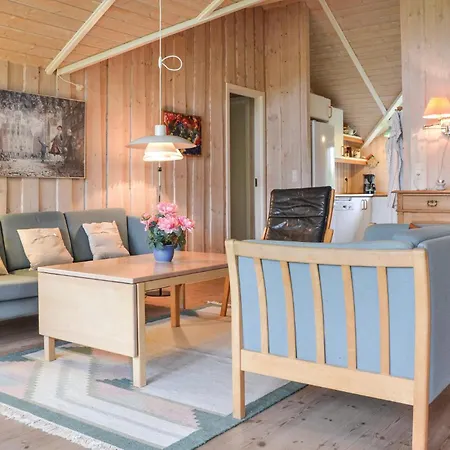 Tatil Evi Gorgeous Home In Dronningmolle