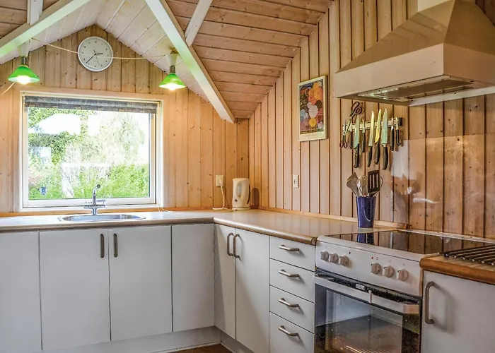 Casa de Férias Four-bedroom In Dronningmølle