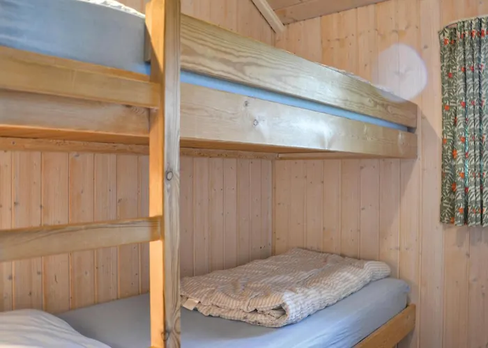 Four-bedroom In * Dronningmølle