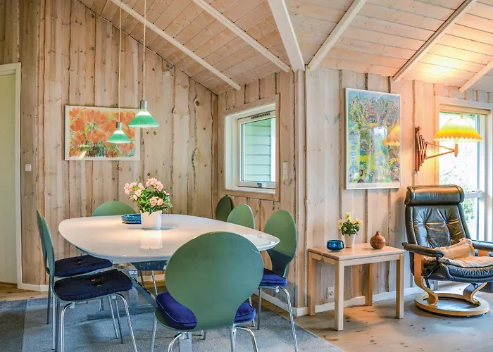 Сasa de vacaciones Four-bedroom In Dronningmølle